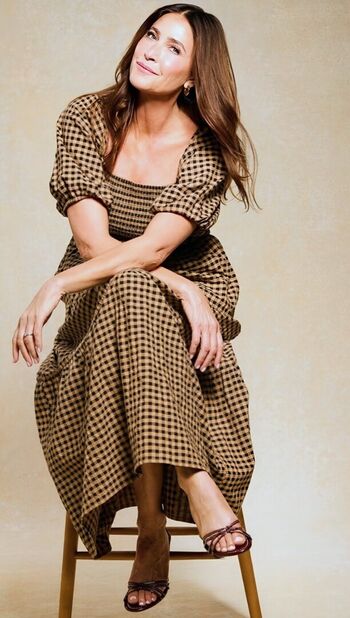 Lisa snowdon 1 page 2 image