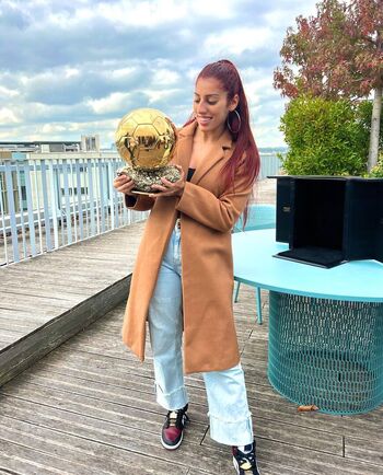 Lisa zimouche page 2 image