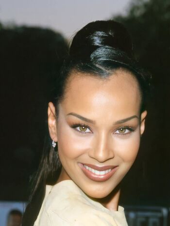 Lisaraye image