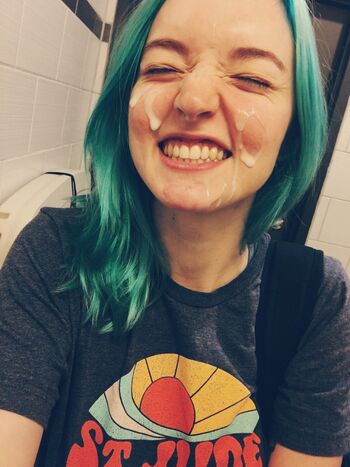 Littlesiha fakes image