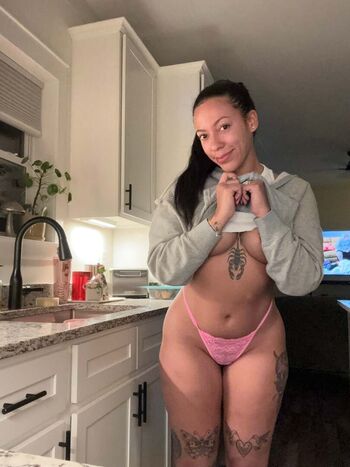 Liv mattox image