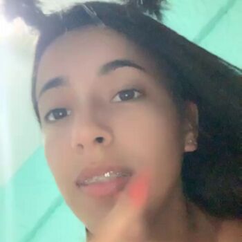 Lives privadas facecast 1 image