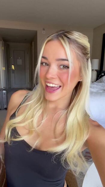 Livvy dunne 1 page 22 image