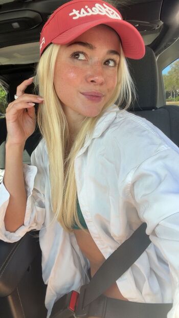 Livvy dunne 1 page 19 image