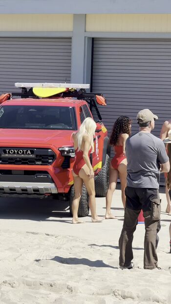 Livvy dunne 1 page 13 image