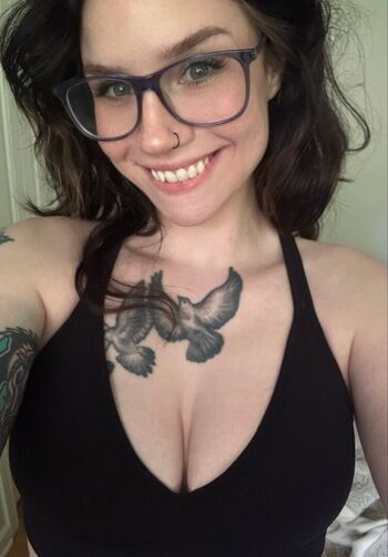 Livvy luxxxprivate image