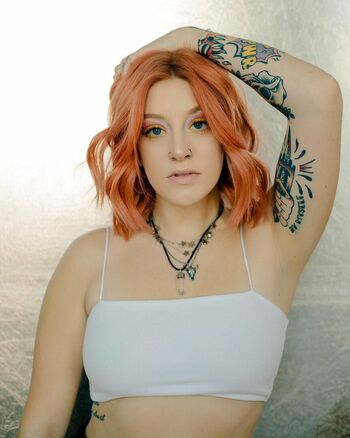 Lizz pedersen image