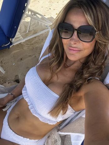 Lizzie cundy image