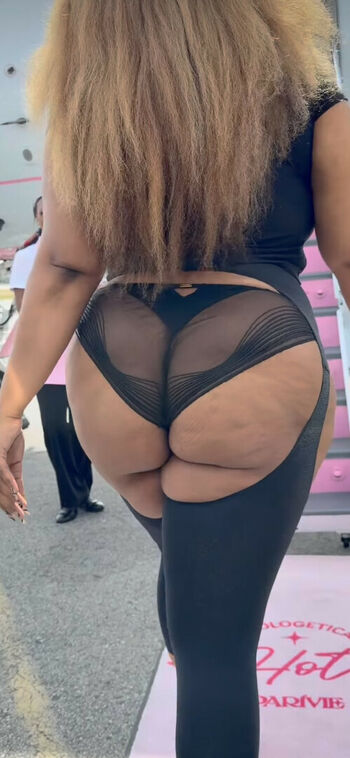 Lizzo image