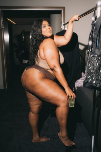 Lizzo image