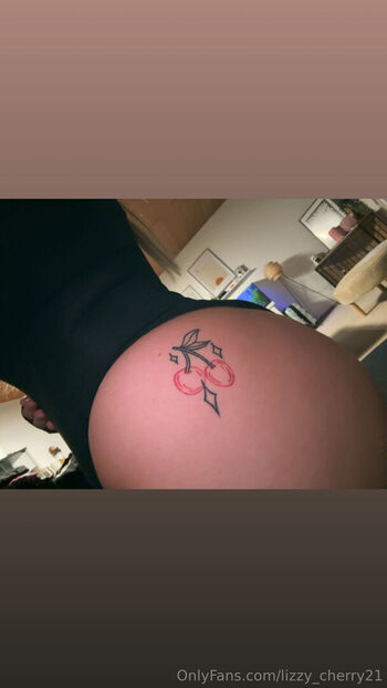 Lizzy cherry21 image