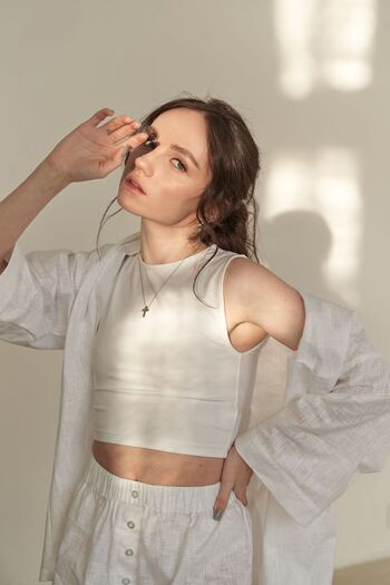 Lizzy youngy 1 image
