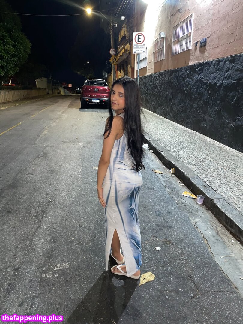 laysxx / llaralys / lyslaraa.__ Nacktes OnlyFans Foto #9
