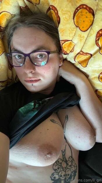 Llbassgrl image
