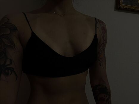 Lockerroomangel image