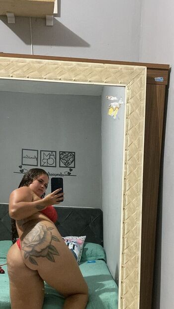 Loira da titan image