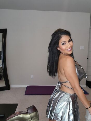 Lola brea image