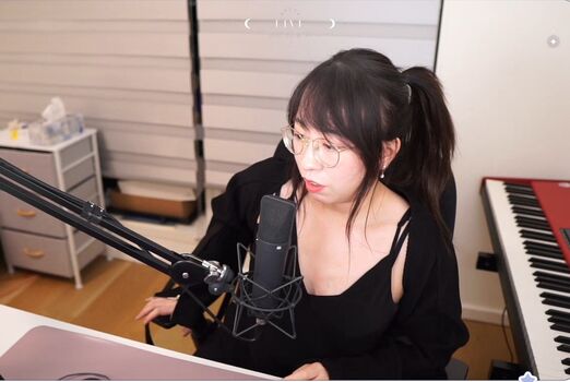 Lolnatsumiii image