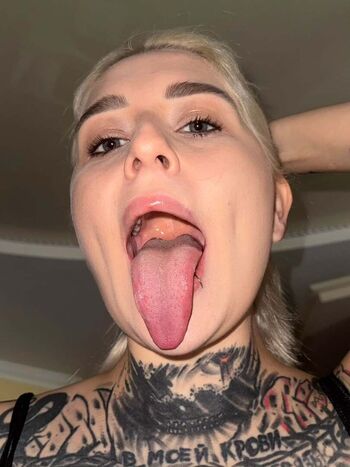Long Tongue Fetish