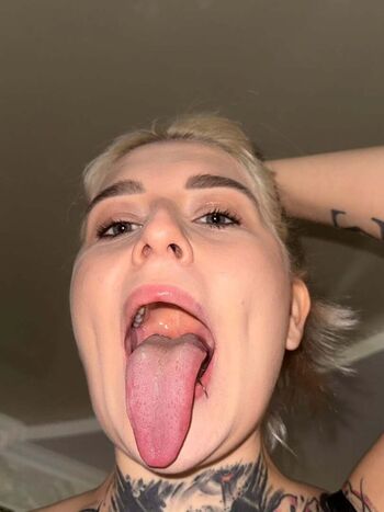Long Tongue Fetish