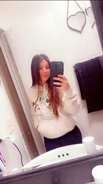 Loovee seeniaa image