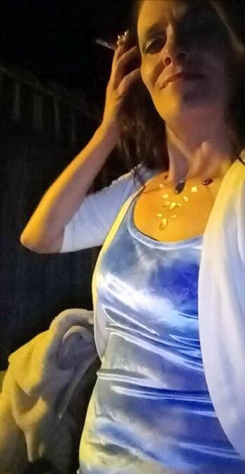 Lori lee image
