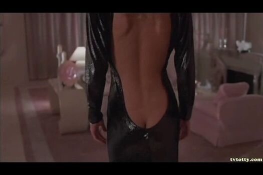 Lori singer image