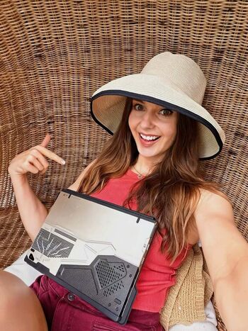 Loserfruit 1 page 3 image