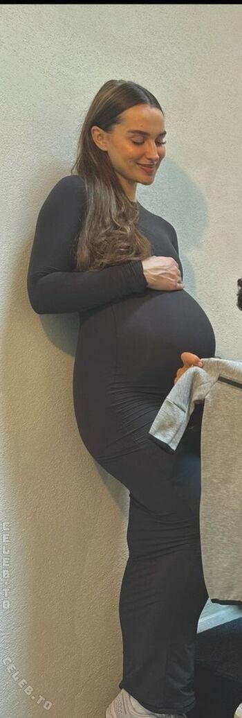 Louisa jindaoui image