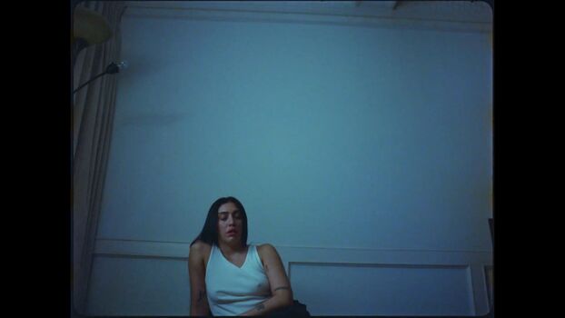 Lourdes leon image