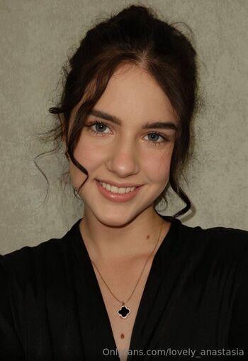 lovely_anastasia