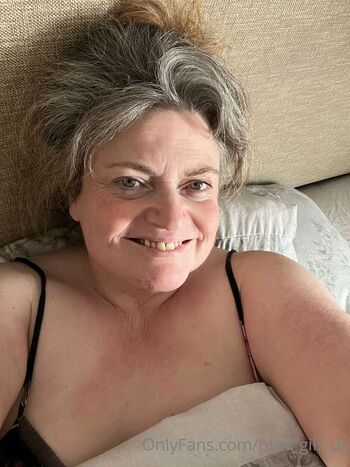 Lovely lisa vip image