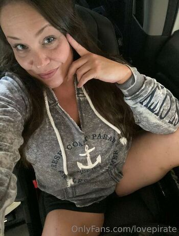 Lovepirate image