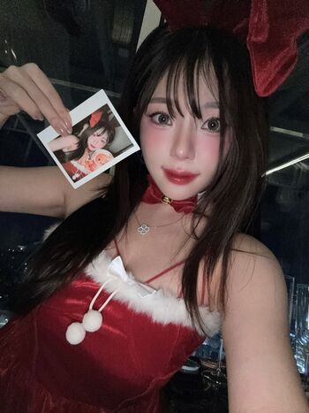 Lovxena page 2 image