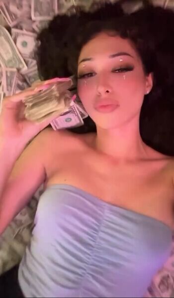 Loyaltyraelynn image