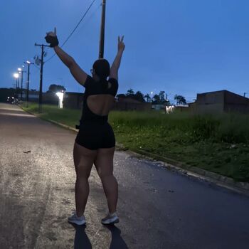 Luana rodrigues image