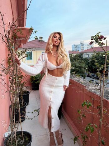 Luana vjollca image