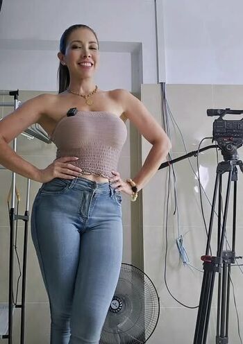 Lucecita ceballos image