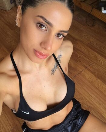 Luciana delabarba page 2 image