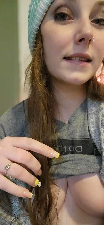 Luckicharmed page 4 image