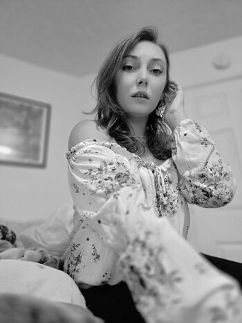 Luckicharmed page 4 image