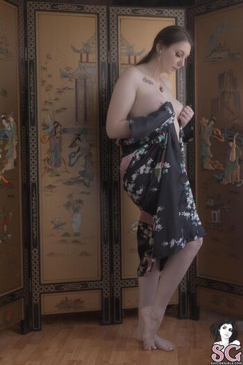 Luckicharmed page 3 image