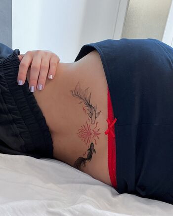 Lucrelisa 1 page 2 image