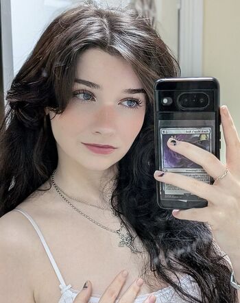 Lucy samways image