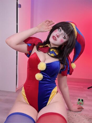 Luluthelottie page 2 image