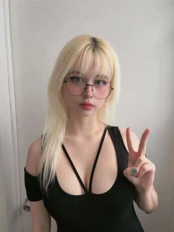 Luly1980s image