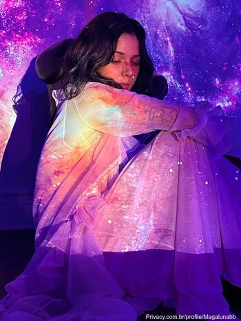 Luna maga page 4 image