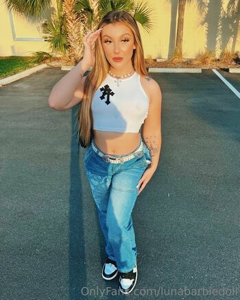 Luna mari page 2 image