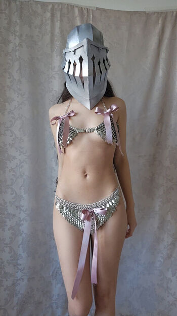 Luna myosotis 1 page 3 image