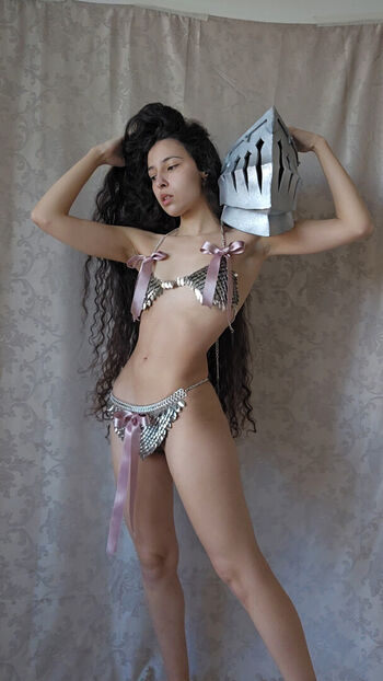 Luna myosotis 1 page 3 image